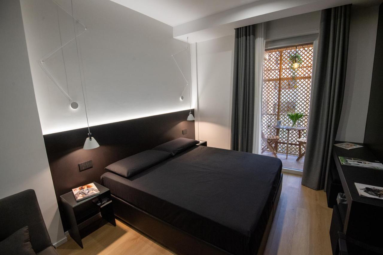בארי Contemporaneamente 147 - Modern & Comfort Rooms מראה חיצוני תמונה