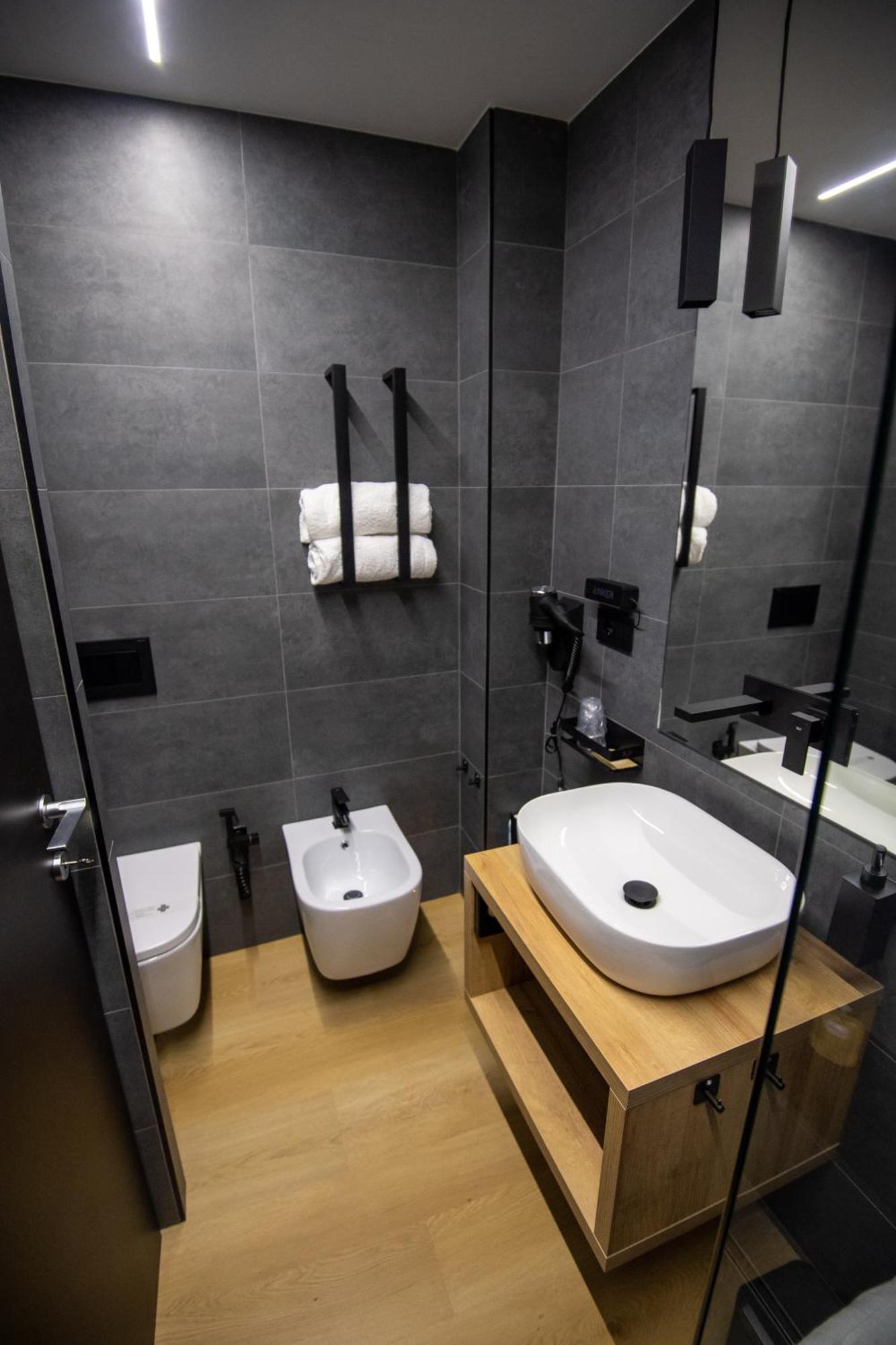 בארי Contemporaneamente 147 - Modern & Comfort Rooms מראה חיצוני תמונה
